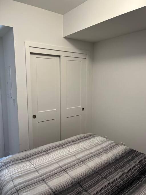 Lovely One Bedroom Condo With Free Parking Niagara Falls Exteriér fotografie